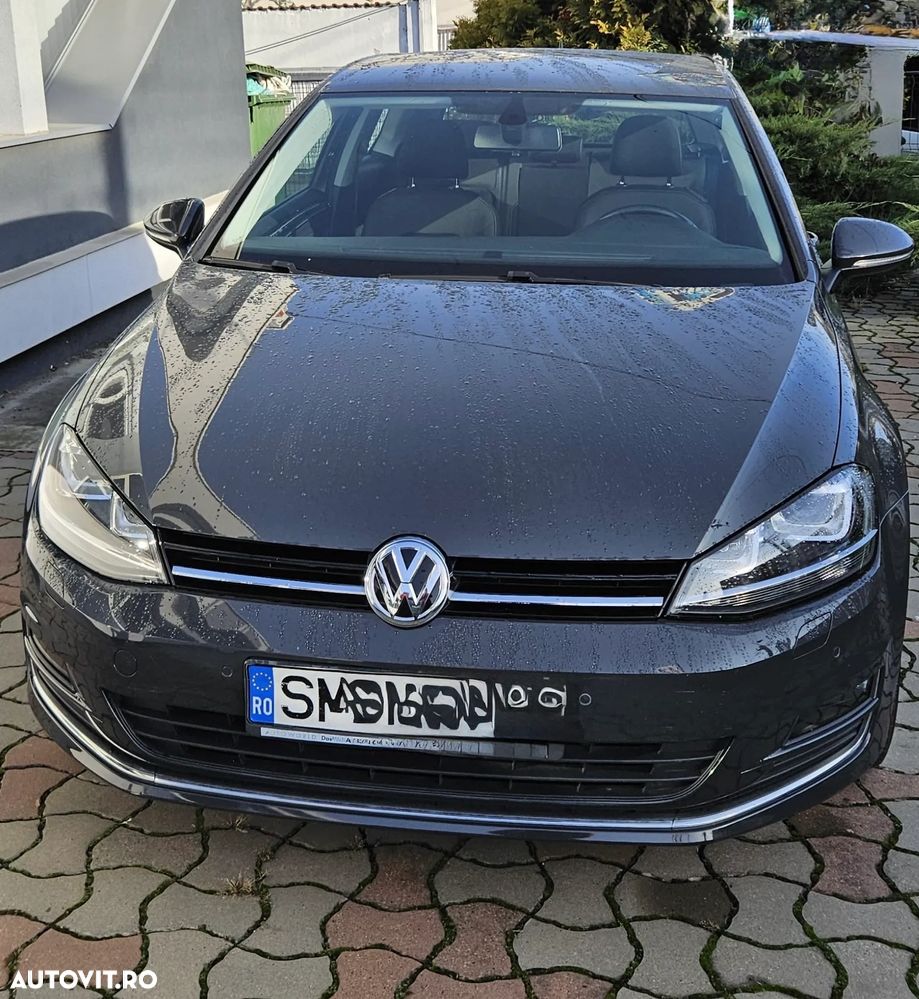 Volkswagen Golf - 5