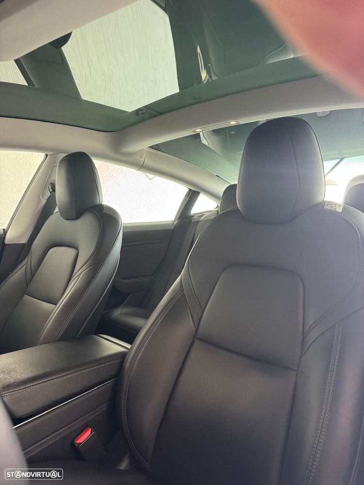 Tesla Model 3 - 19