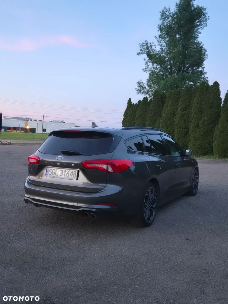 Ford Focus 1.5 EcoBoost ST-Line - 5