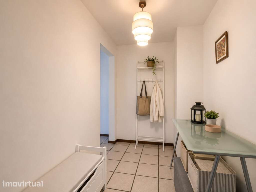 Apartamento T2 com lugar de garagem em zona da Solum - Grande imagem: 3/12