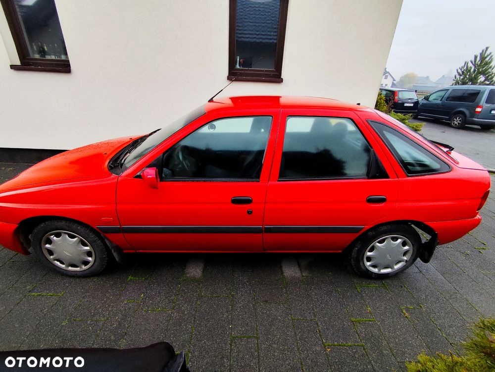 Ford Escort - 6