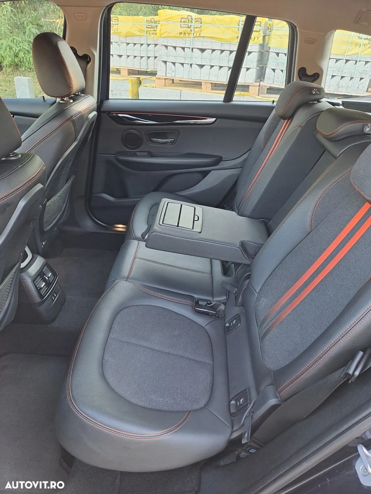 BMW Seria 2 216i Sport Line - 8