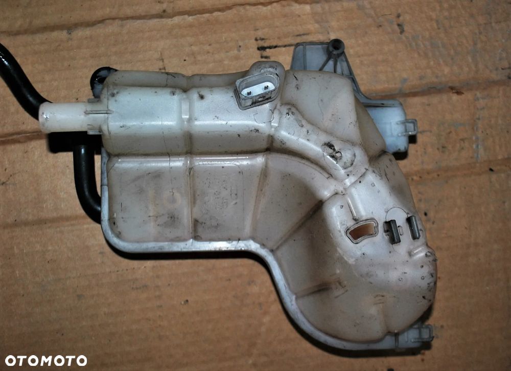 Zbiorniczek wyrównawczy Seat Exeo 2.0 TDI - 2