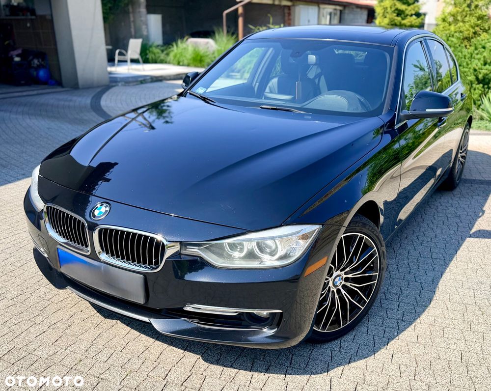 BMW Seria 3 328i xDrive Luxury Line - 12