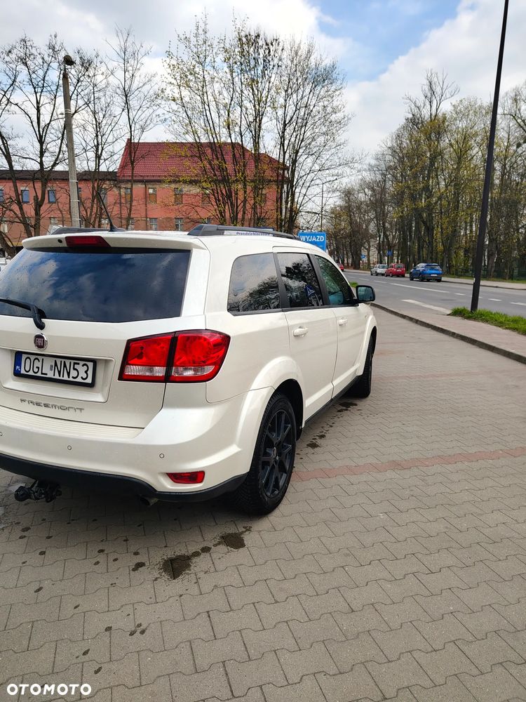 Fiat Freemont 2015 photo 2