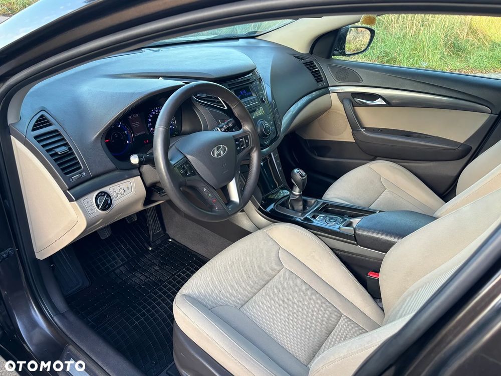 Hyundai i40 1.7 CRDi Premium - 16