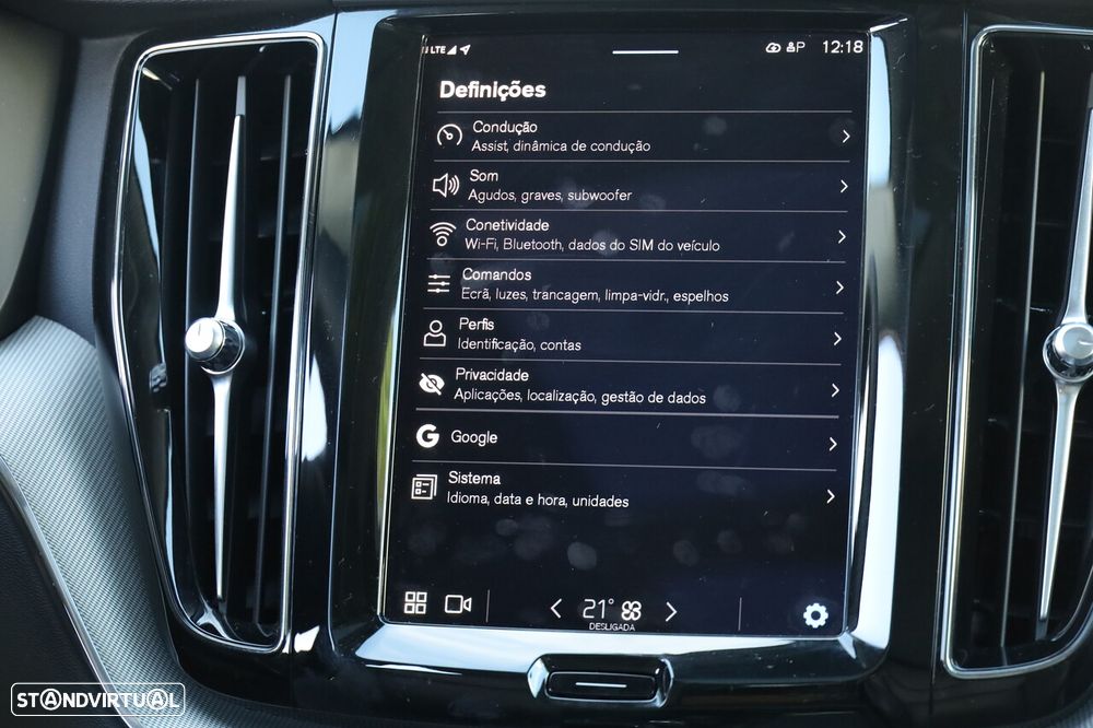 Volvo XC 60 2.0 T6 PHEV Plus Bright AWD - 22