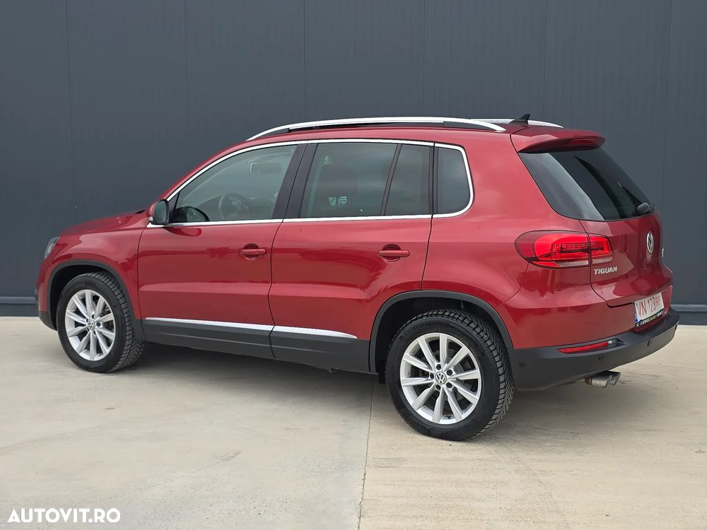 Volkswagen Tiguan 2.0 TDI DPF BlueMotion Technology Cup Sport & Style - 3