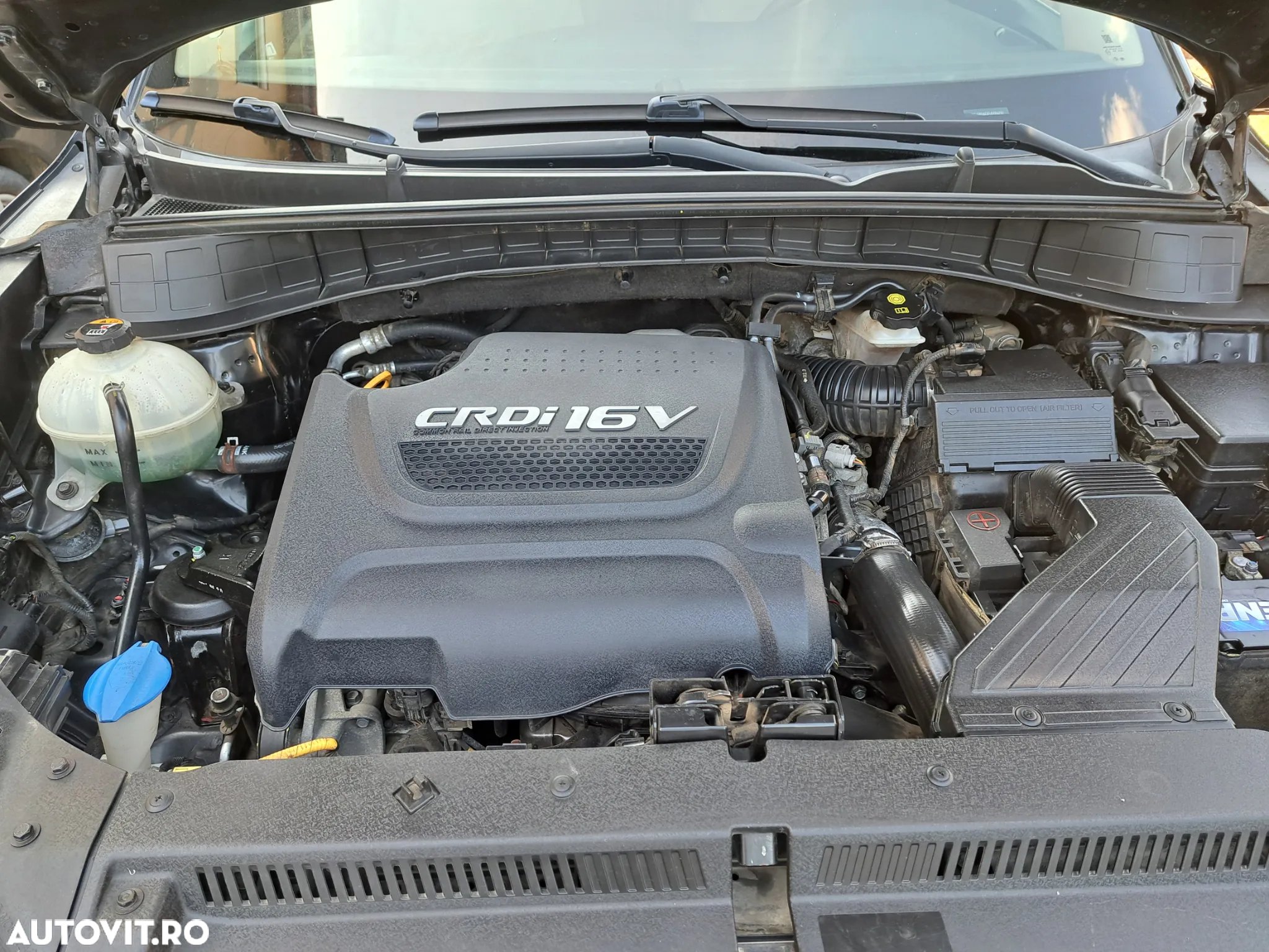 Hyundai Tucson 2.0 CRDI 4WD 6AT Luxury+ - 29