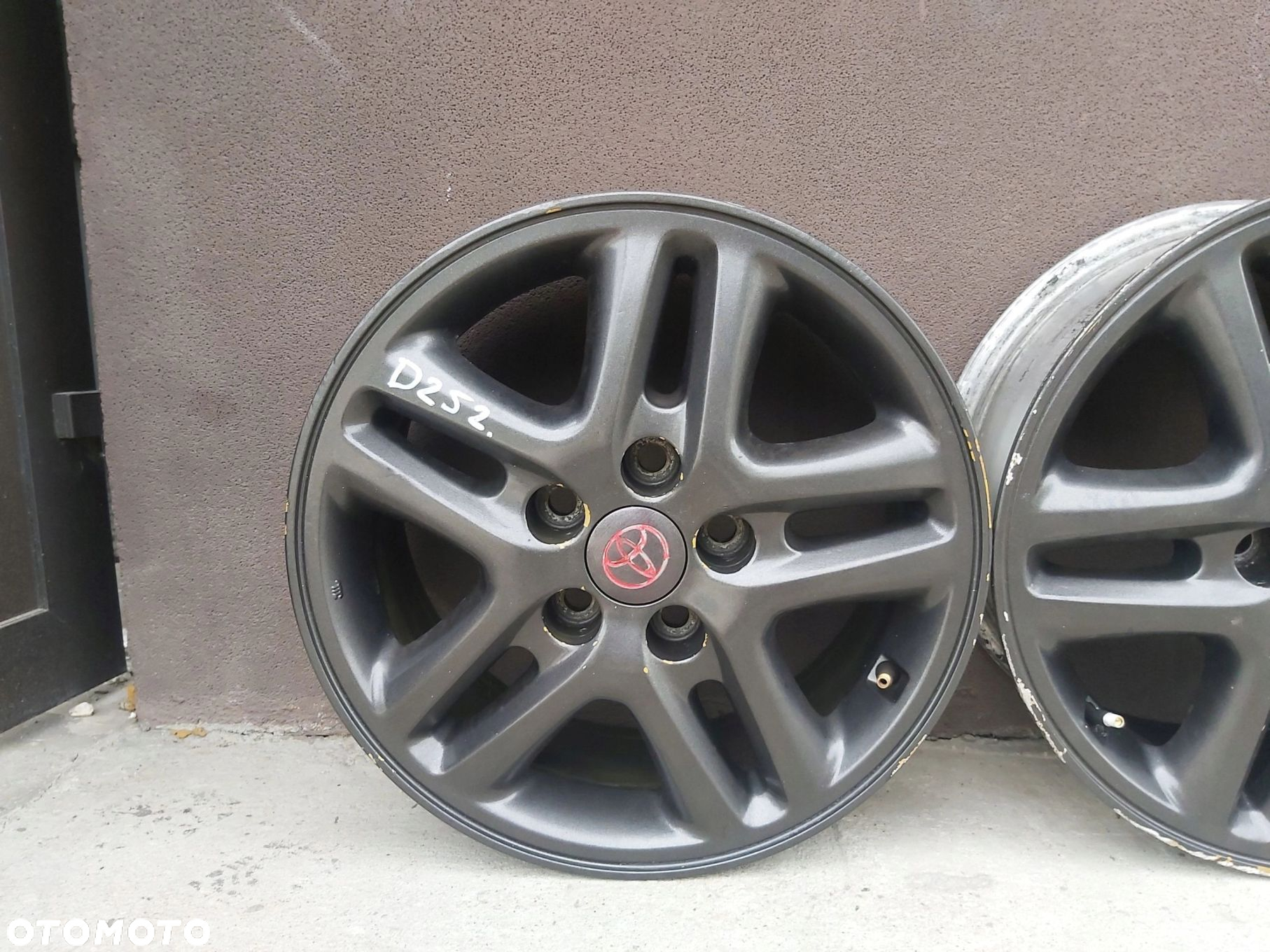 Toyota Rav4 II Alufelgi 16 5x114,3 felgi - 3