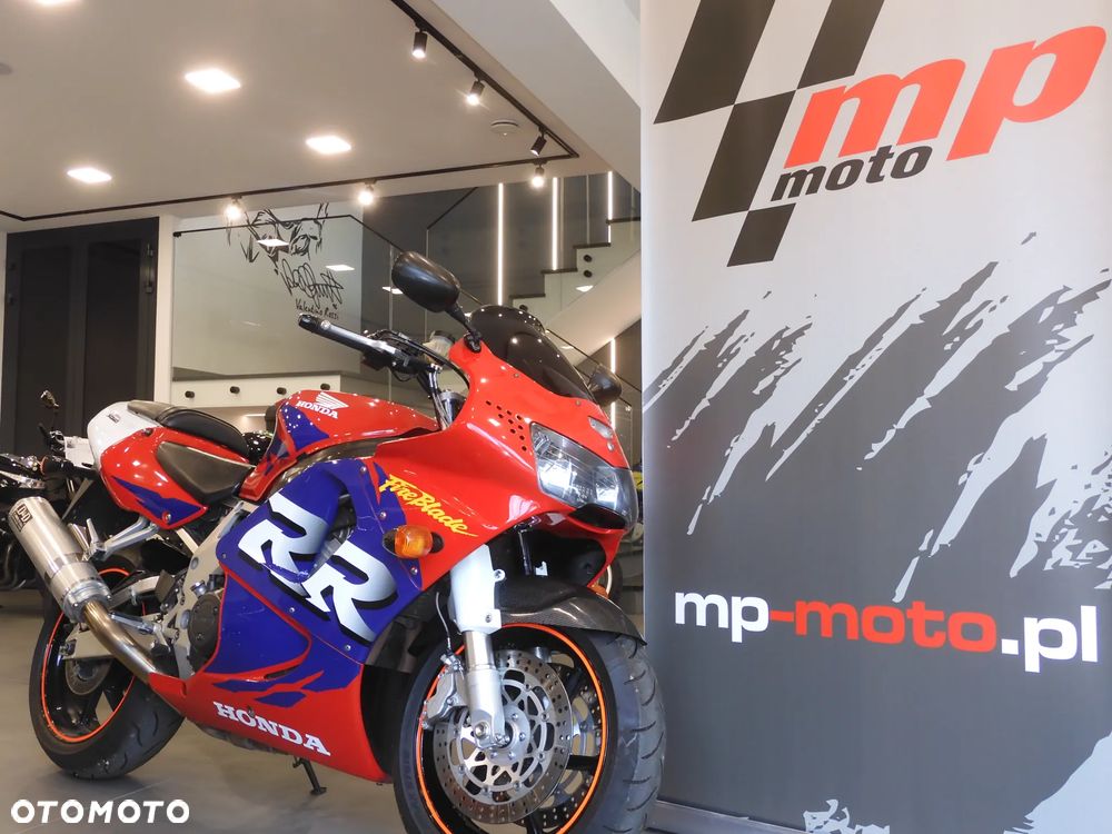 Honda CBR - 1