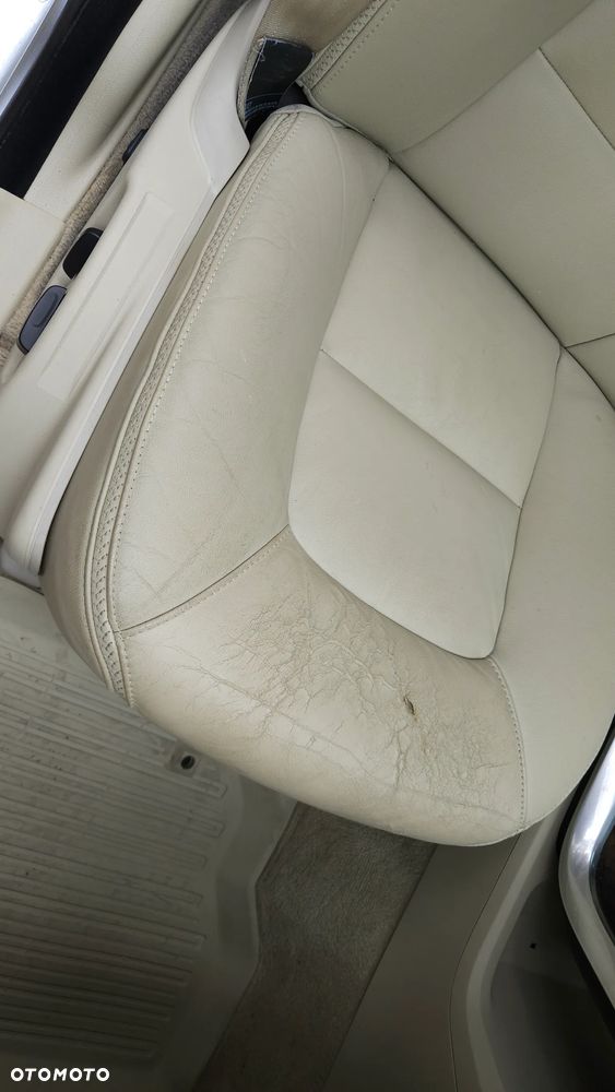 Volvo XC 70 - 17
