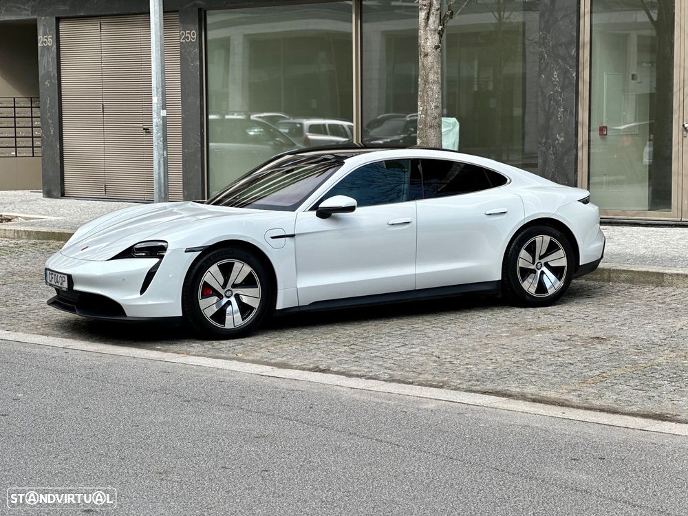 Porsche Taycan 4S Bateria Performance Plus - 2