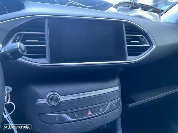Para peças PEUGEOT 308 II - 9