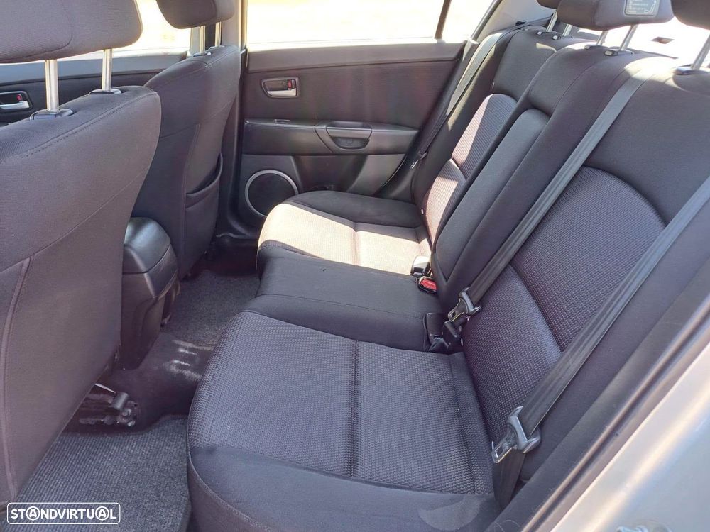 Mazda 3 Hatchback MZR 1.6 CD Exclusive - 5