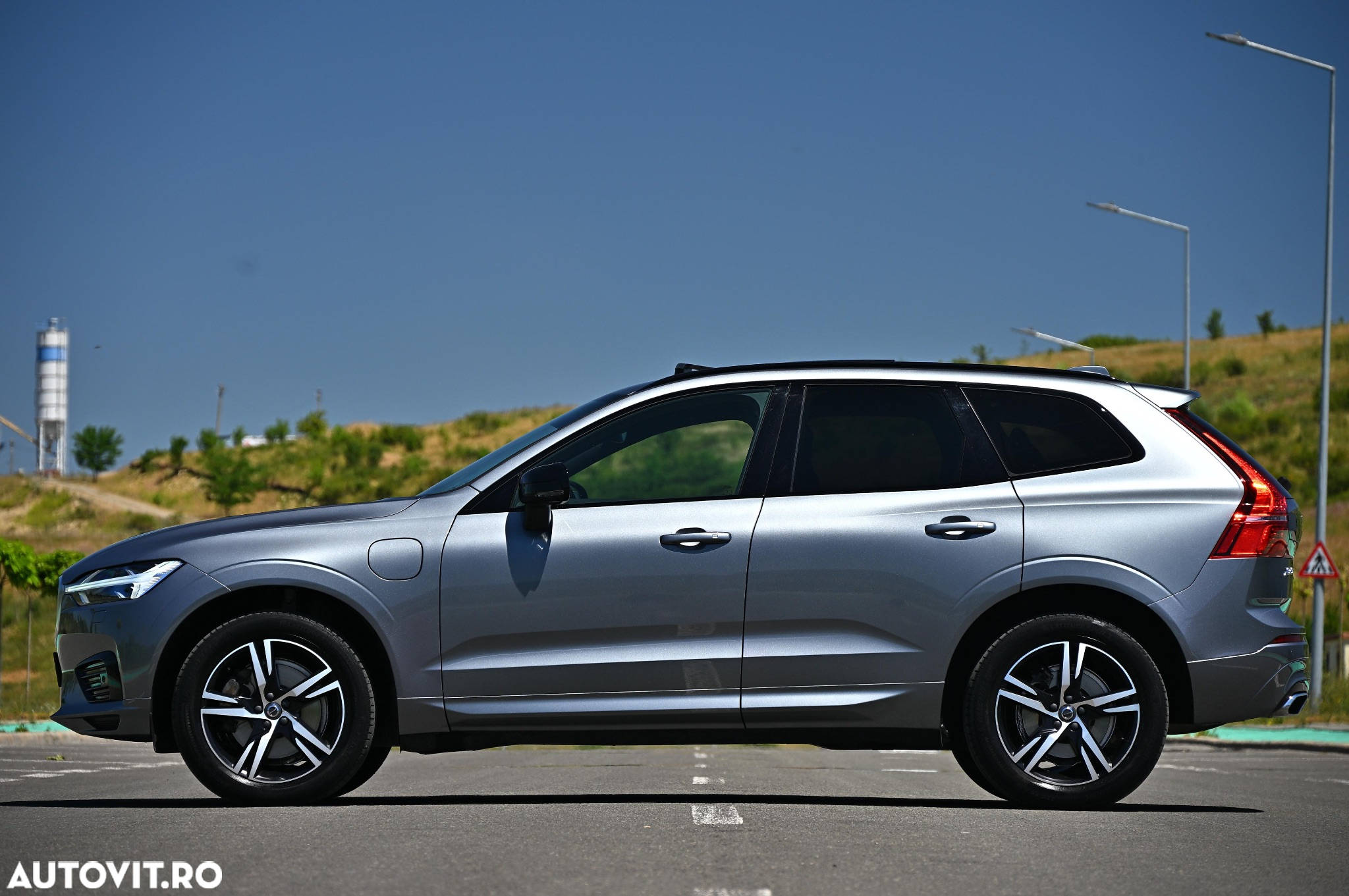 Volvo XC 60 Recharge T8 Twin Engine eAWD R-Design - 5