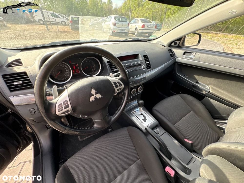Mitsubishi Lancer 1.8 CVT Intense - 20