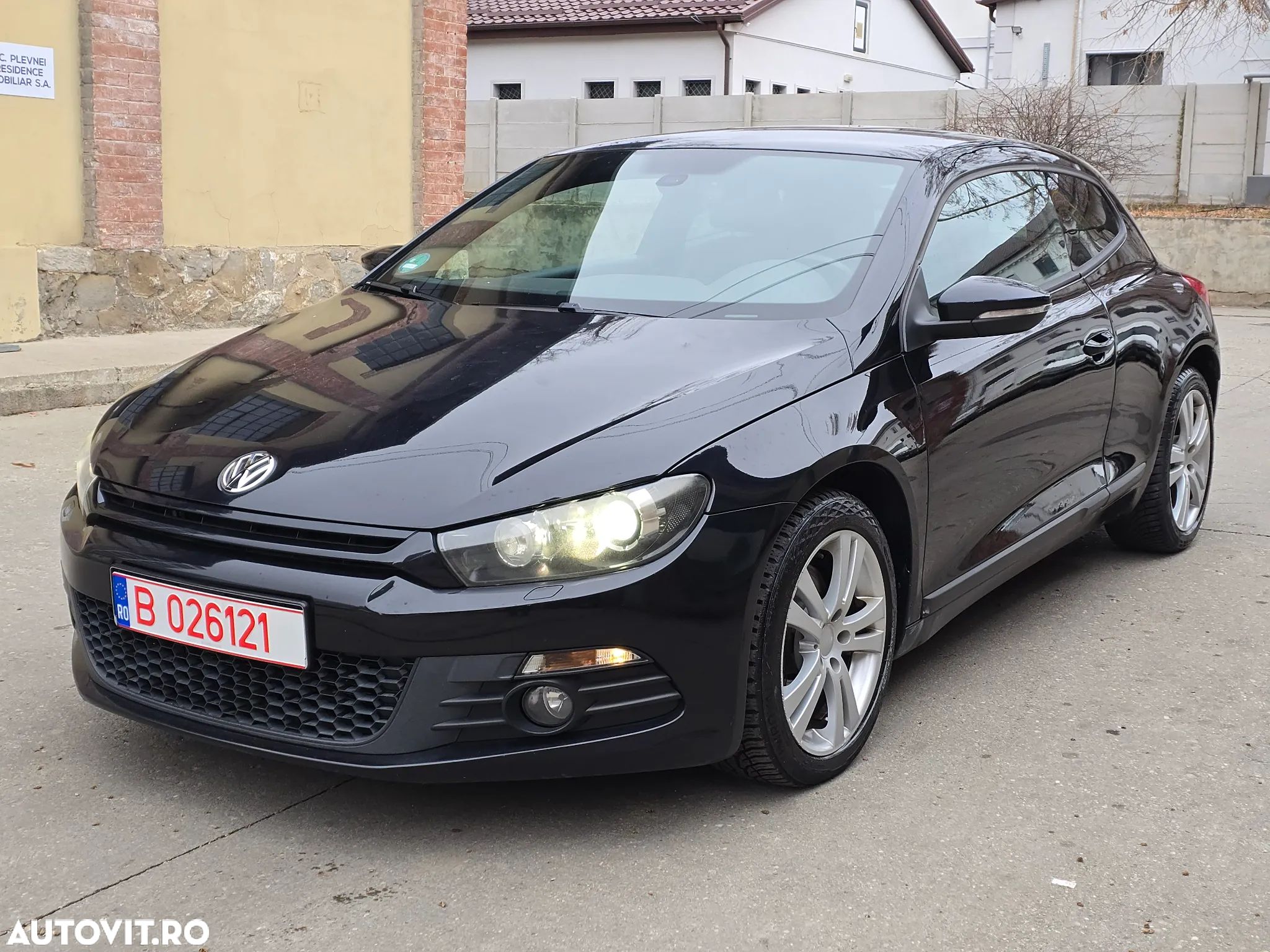 Volkswagen Scirocco 1.4 TSI DSG Edition - 1