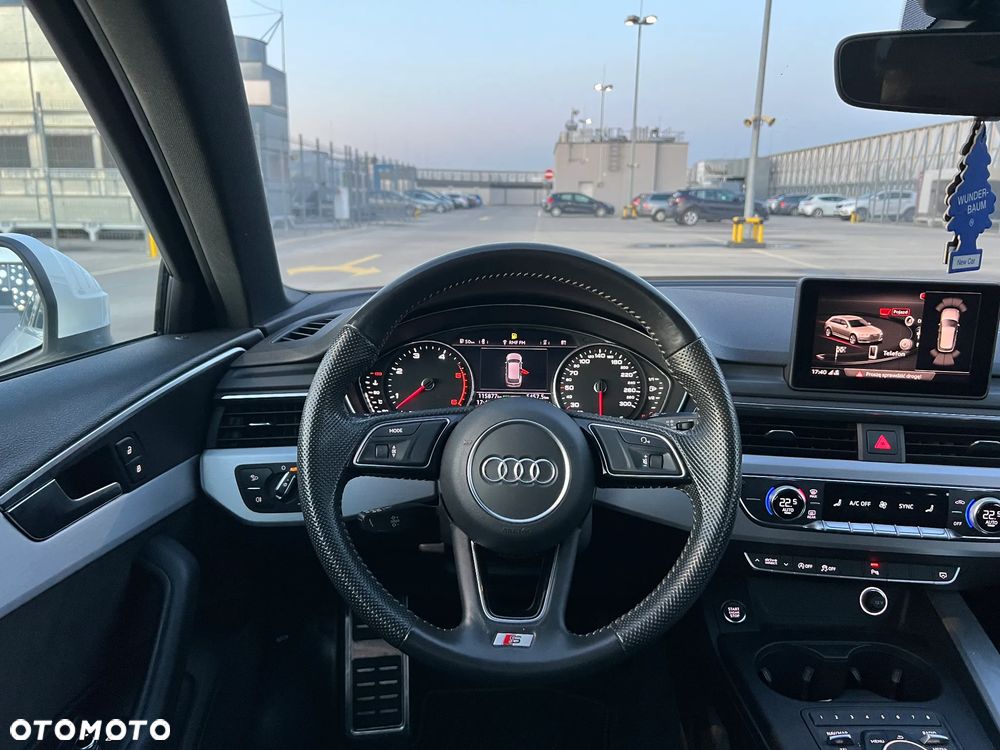 Audi A4 Avant 45 TDI quattro tiptronic S line - 19