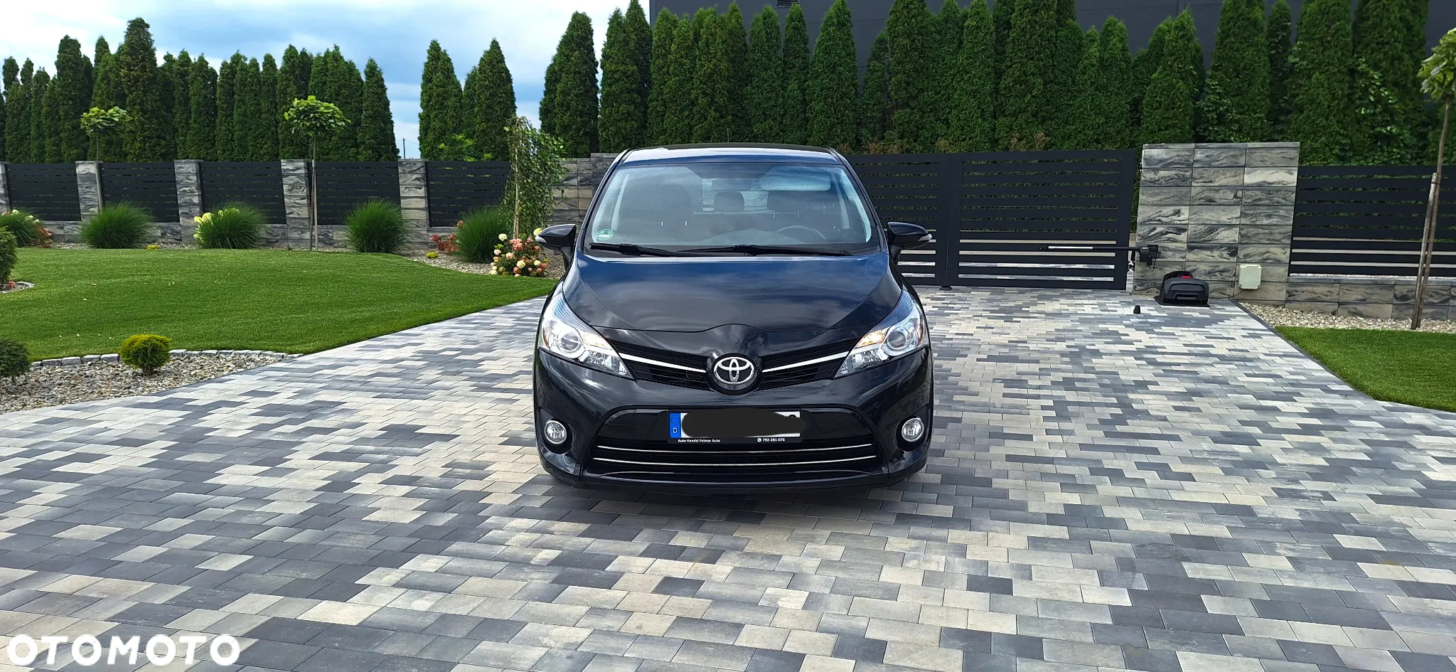Toyota Verso - 5