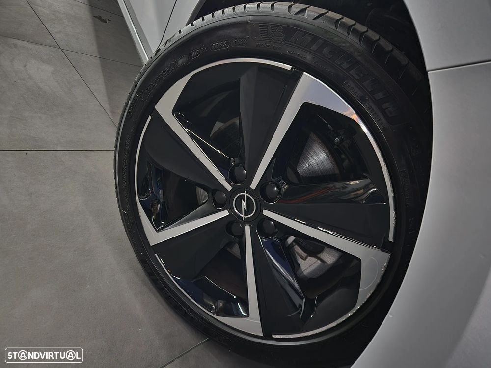 Opel Astra Sports Tourer 1.2 T GS Line - 3