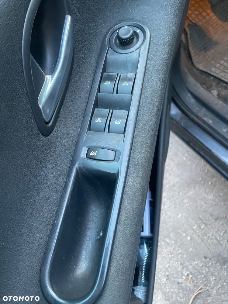 Renault Espace 2.0 dCi Expression - 17