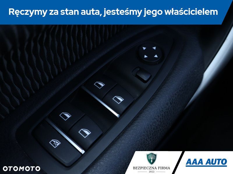 BMW Seria 1 - 17