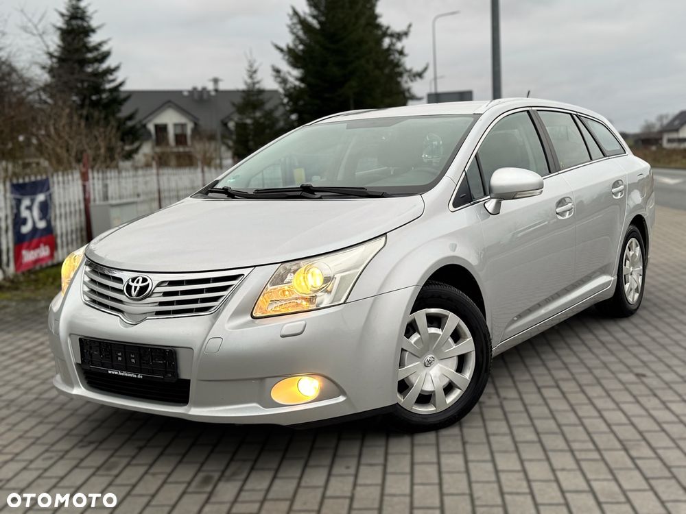 Toyota Avensis - 5