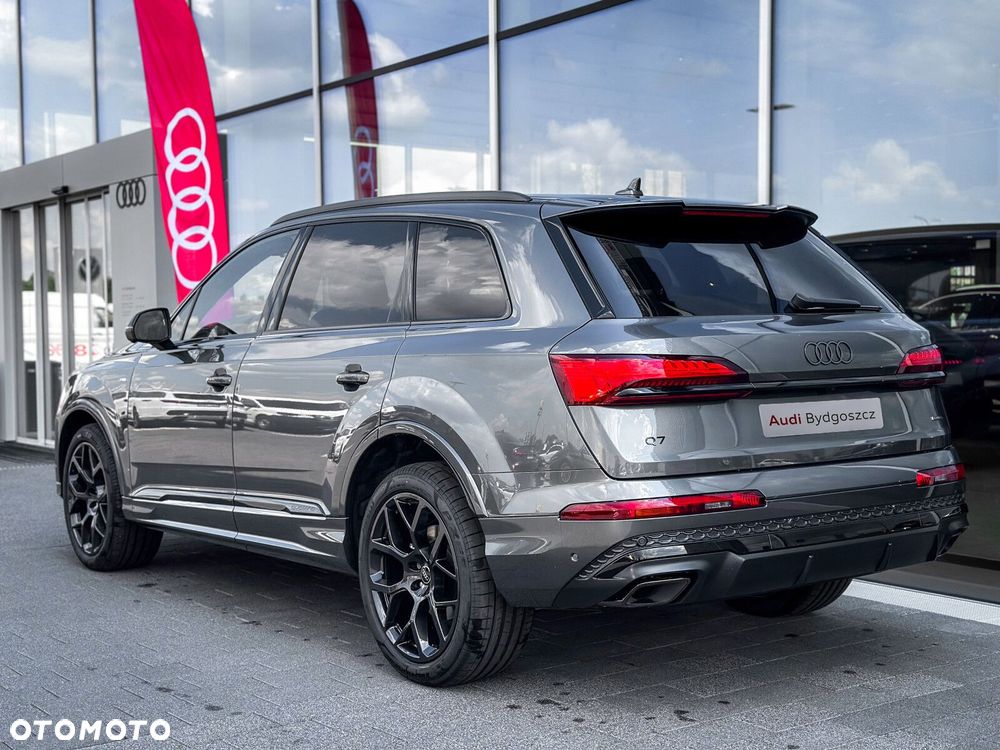 Audi Q7 - 7