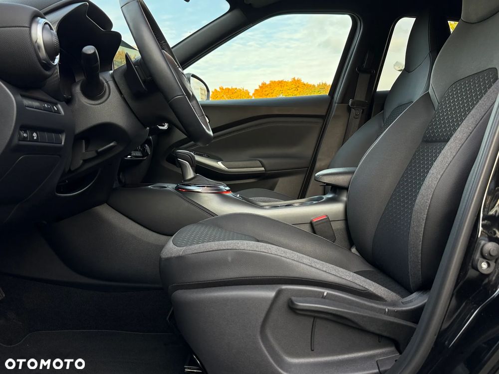 Nissan Juke 1.0 DIG-T N-Connecta DCT - 10