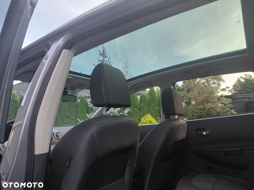 Nissan Qashqai+2 - 17