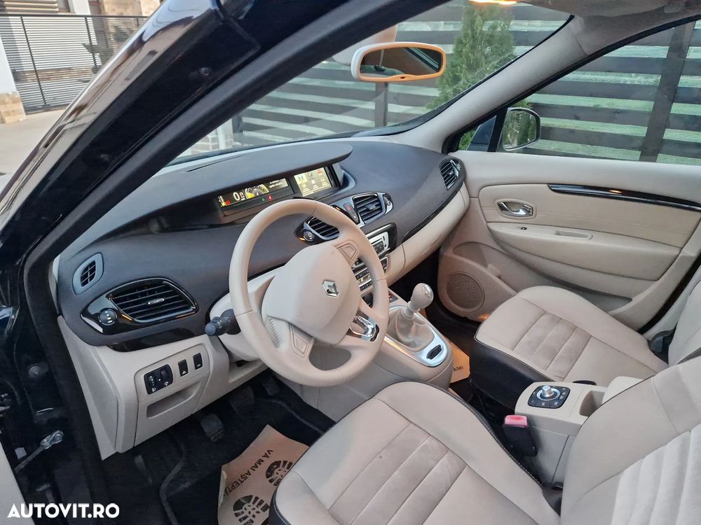 Renault Grand Scenic - 14