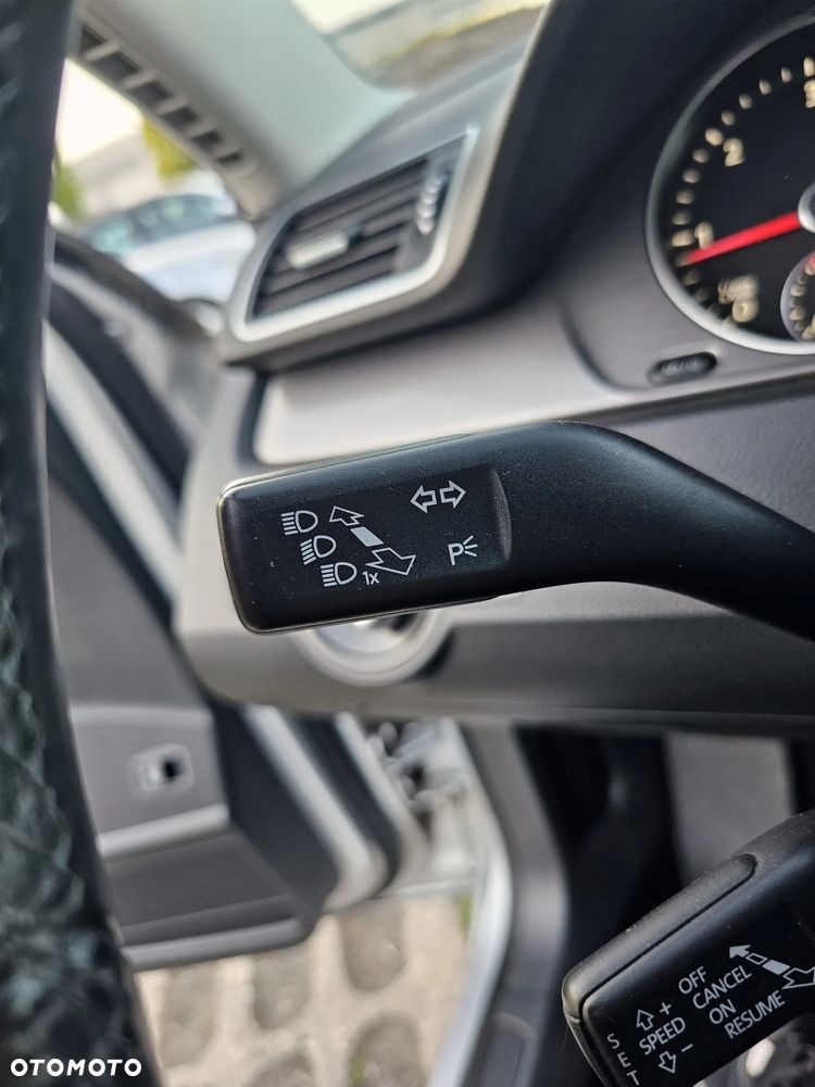 Volkswagen Passat - 26