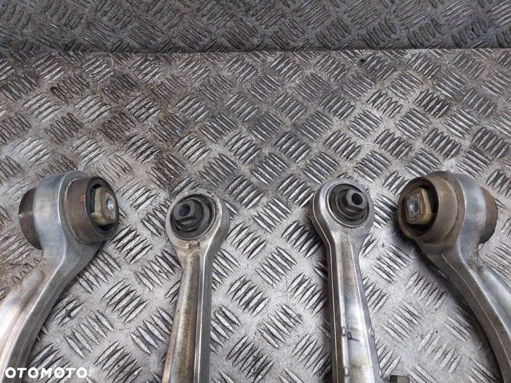 WAHACZE PRZÓD KOMPLET AUDI A4 B5 FL - 4