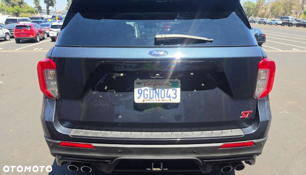 Ford Explorer - 3
