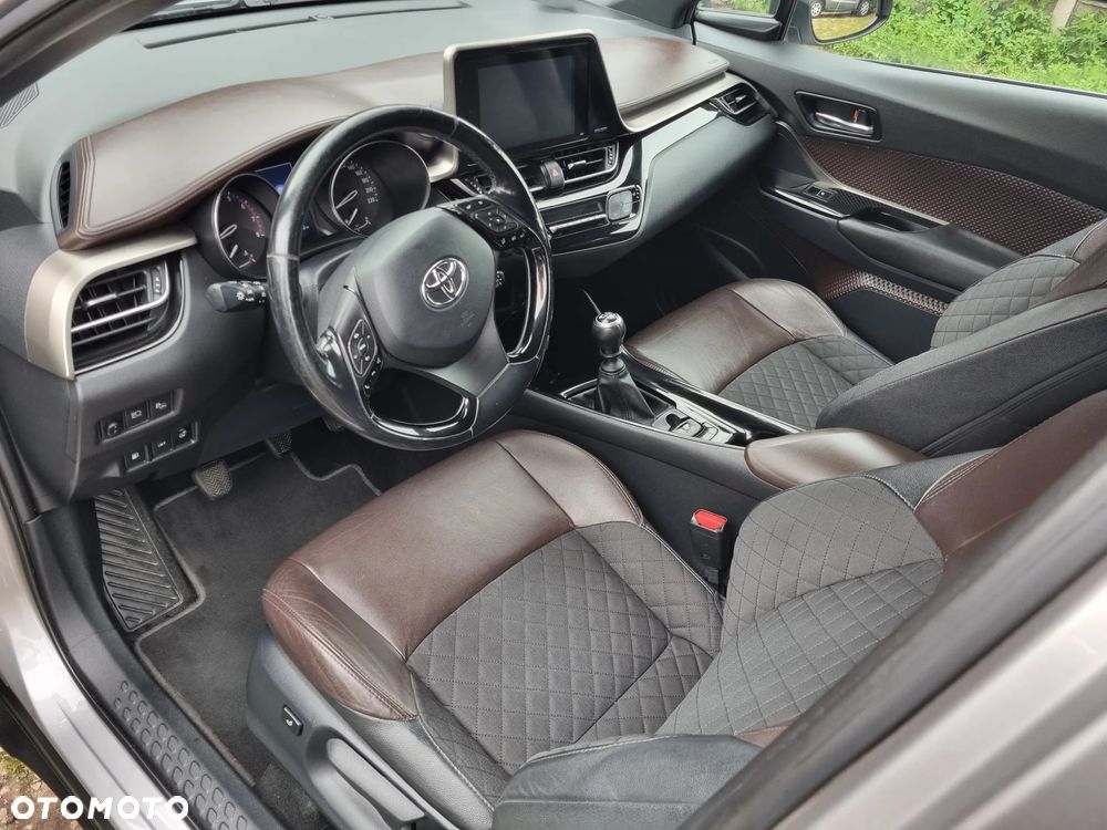 Toyota C-HR 1.2 T Prestige - 25