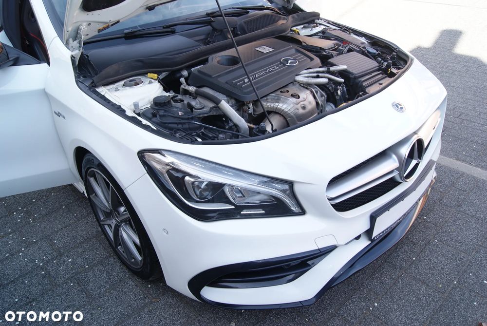 Mercedes-Benz CLA AMG 45 4-Matic - 16