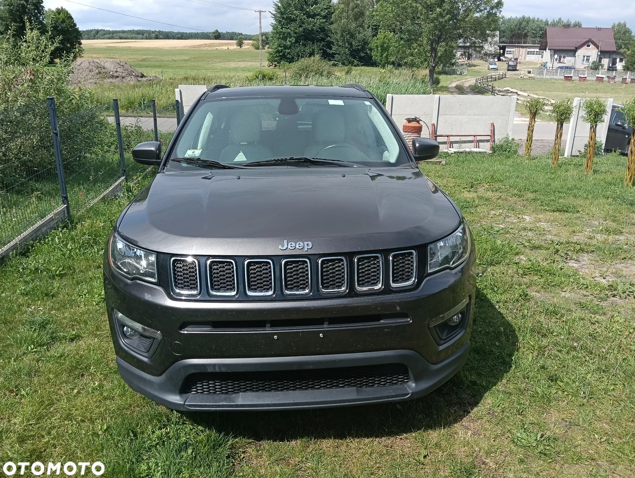 Jeep Compass - 1