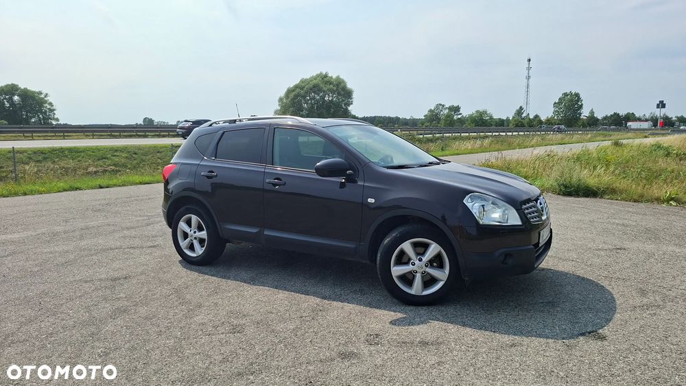 Nissan Qashqai 2.0 dCi Tekna Premium - 2