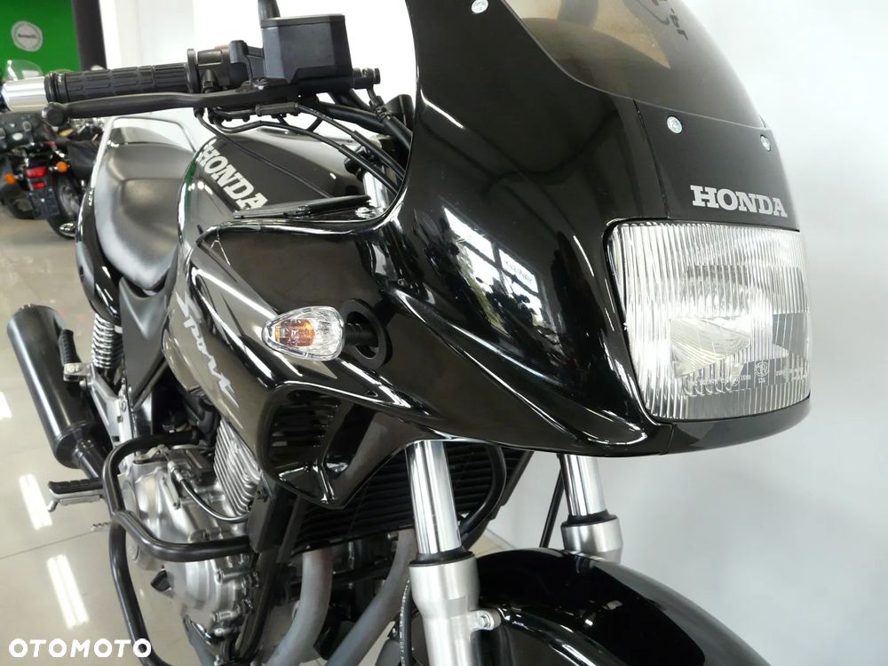 Honda CB - 19