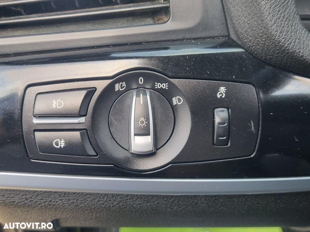 BMW X3 xDrive20d AT Luxury Line - 31