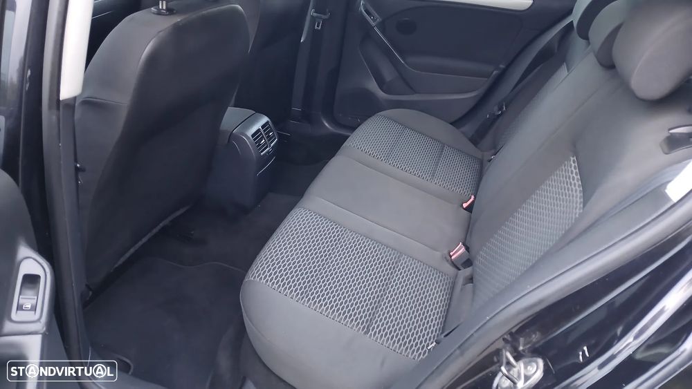 VW Golf 2.0 TDi BlueMotion Confortline - 19