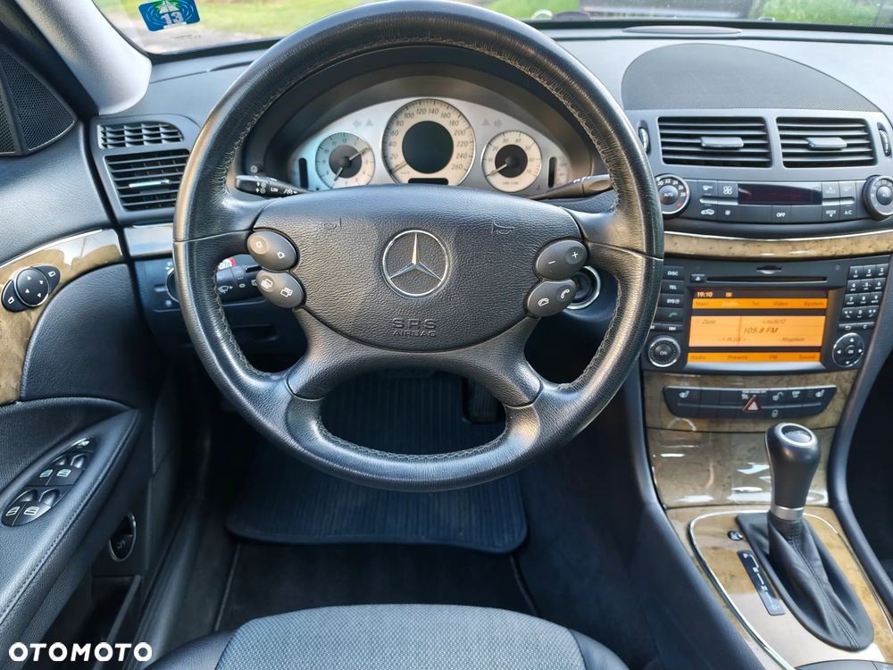 Mercedes-Benz Klasa E - 34