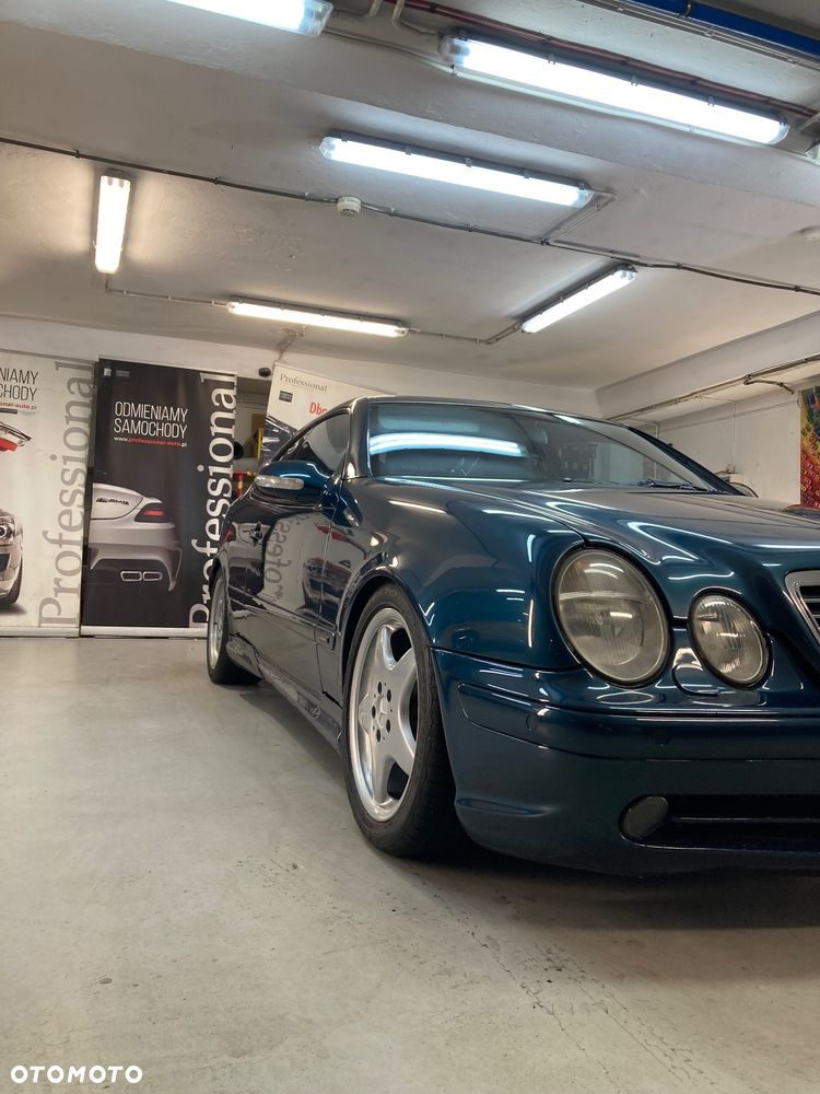 Mercedes-Benz CLK - 5