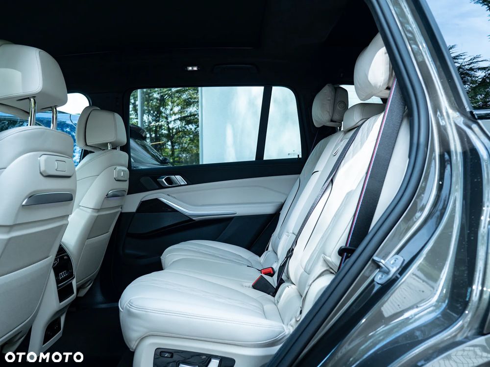 BMW X7 xDrive40d mHEV sport - 29