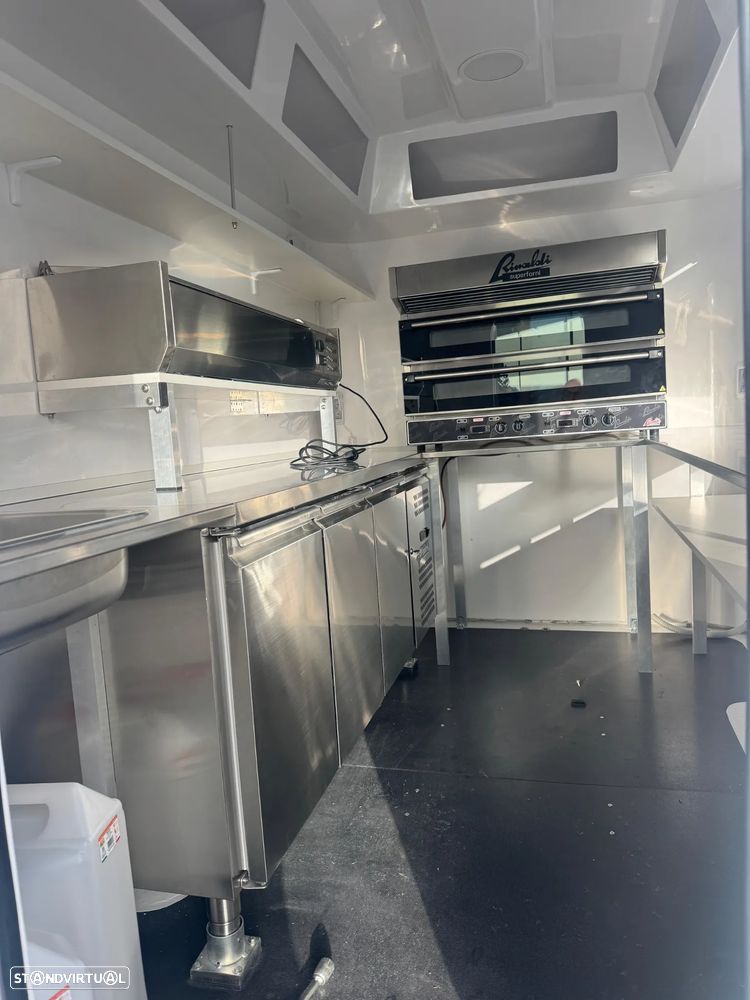 Outra não listada Food Trailer - 6