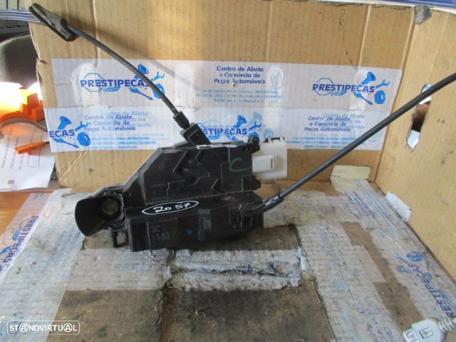 Fecho 24094158  PEUGEOT 207 2005 FD ELETRICO CITROEN C4 PICASSO 2011 1.6HDI 112CV 5P CINZA FD 4 PINOS - 1