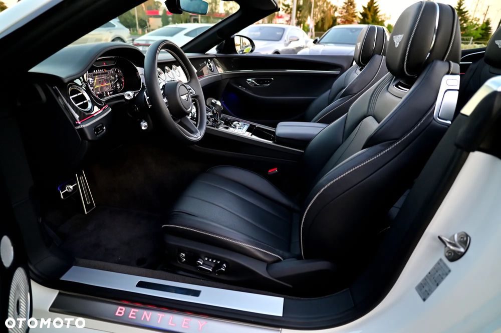 Bentley Continental GT - 14
