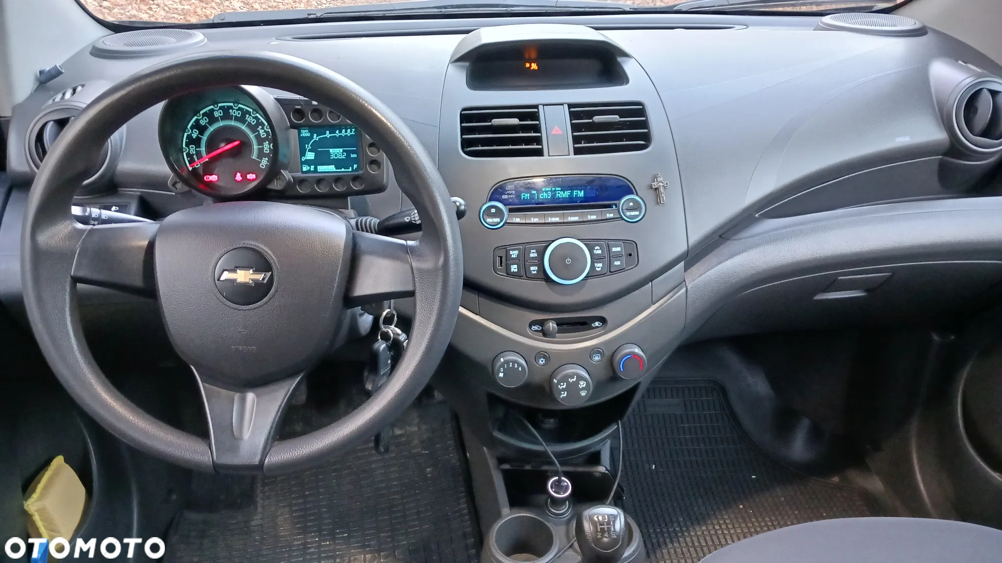 Chevrolet Spark 1.0 Base - 10