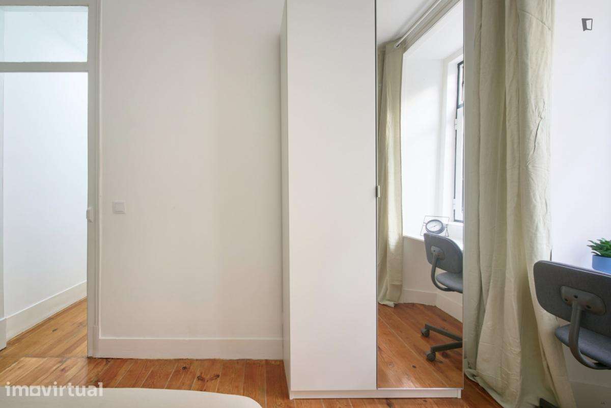 Quarto - localizado em Arroios Lisbon - Grande imagem: 5/28